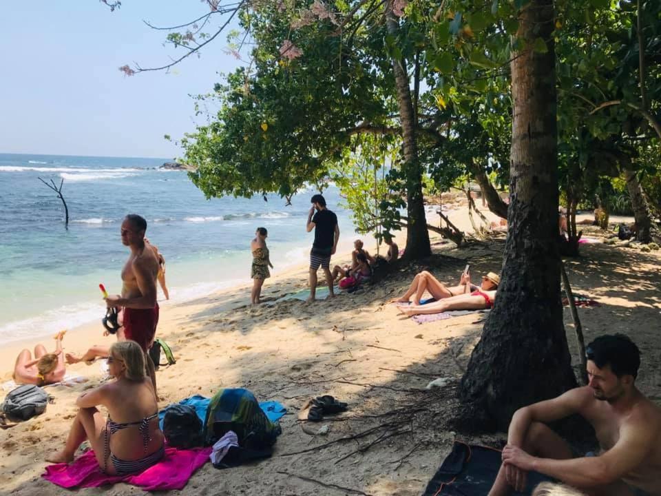 Sea Zone Resort Мірісса Екстер'єр фото